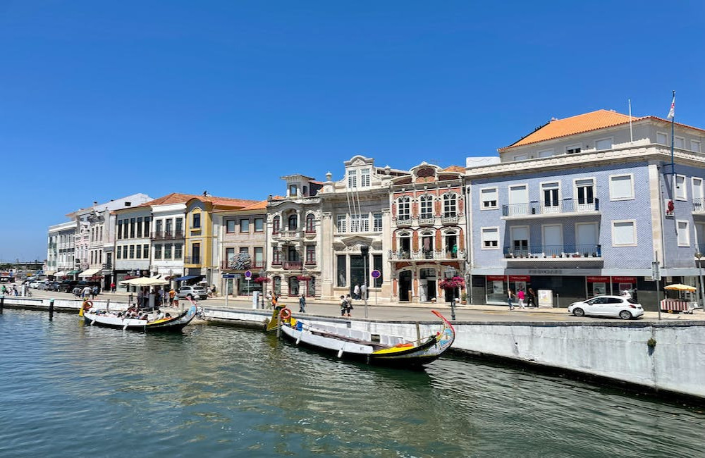 Welke stad wordt ook wel het Venetië van Portugal genoemd?