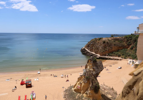 Praia da Rocha Algarve: strand, kliffen, wandelen en de beste tijd om te gaan