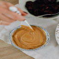 Hoe lang blijft pindakaas goed na openen van de pot?