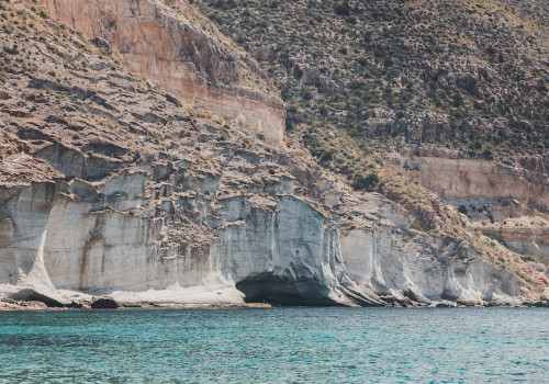 Geniet van zon, zee en cultuur met een stedentrip naar Almería